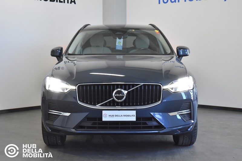 VOLVO XC60 B4 (d) Geartronic Momentum
